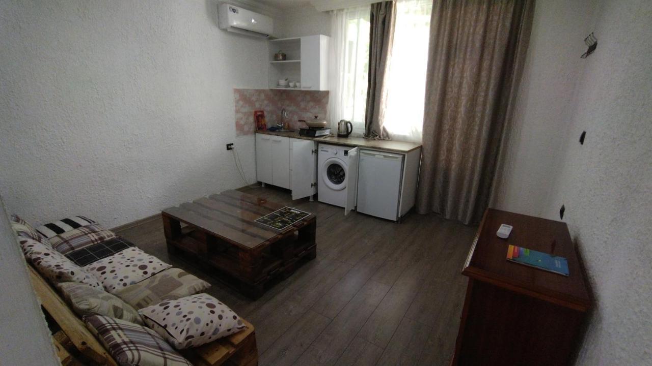 Shapatava Aparthotel Батуми Экстерьер фото